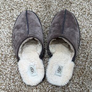 UGG Men's Brown Slip-On Loafers